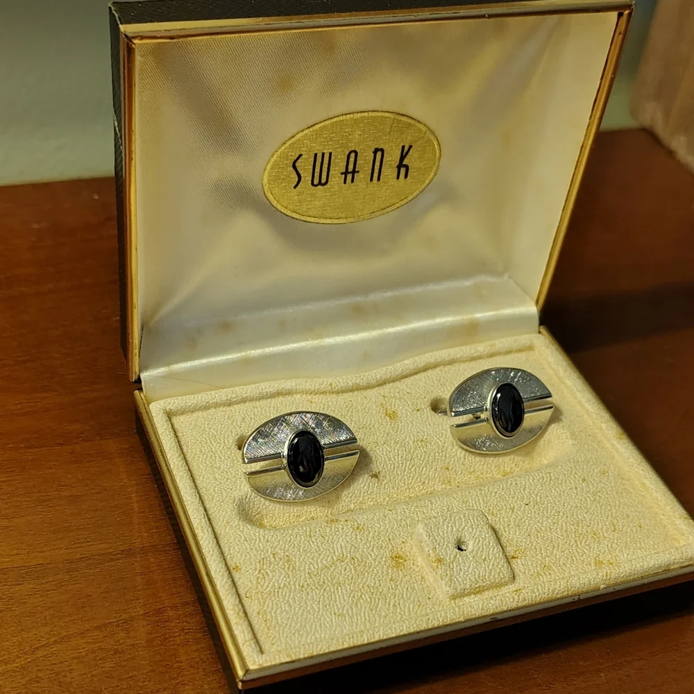 Vintage SWANK Black and Silver Tone Cuff Links